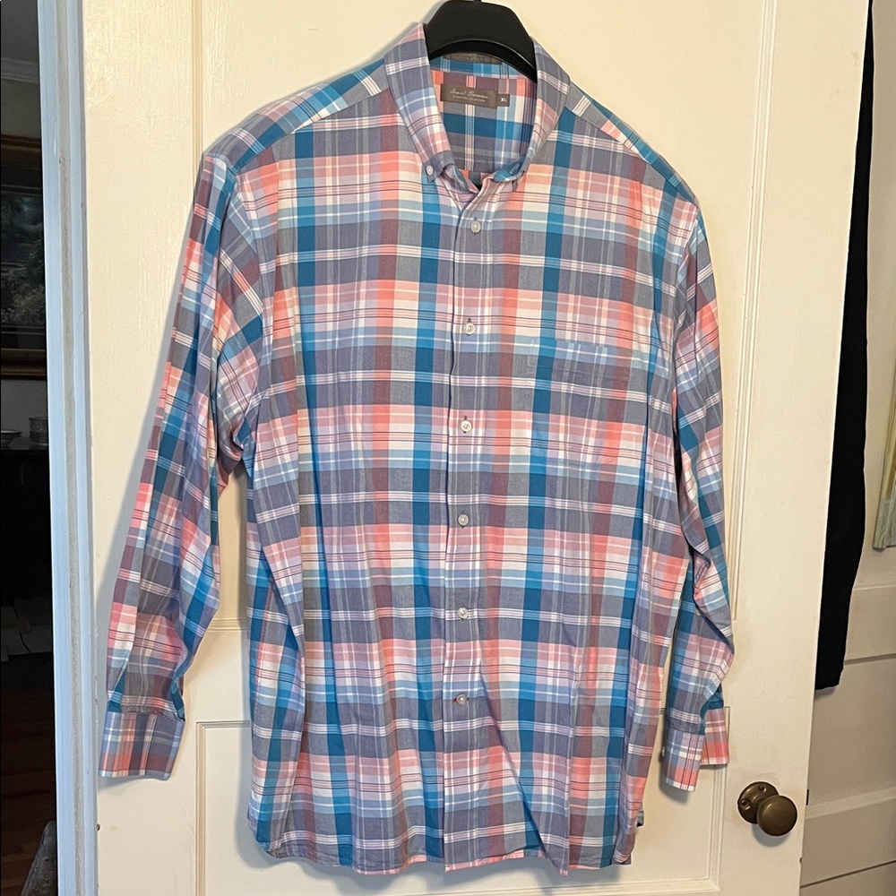 Daniel Cremieux Signature Blue and Pink Plaid Button Down front pocket XL